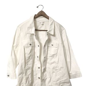 ❤️STRETCHY White denim jacket, NWT, Westport